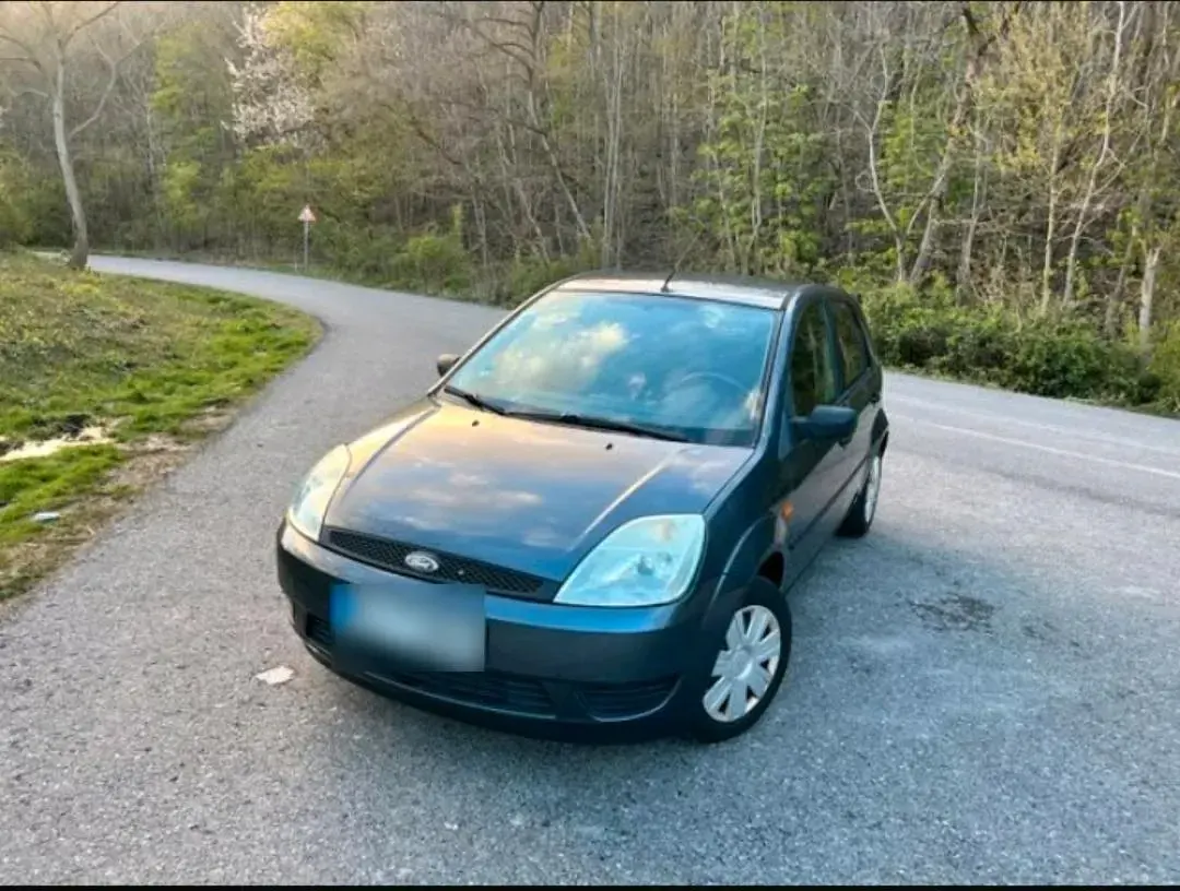 Gebraucht Ford Fiesta 101 PS (74 kW) 2005 Andere farben Kleinwagen