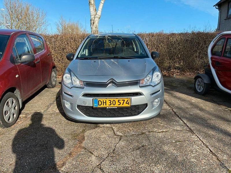 Gebraucht Citroën C3 Attraction 68 PS (50 kW) 2014 Grau Van / Kleinbus