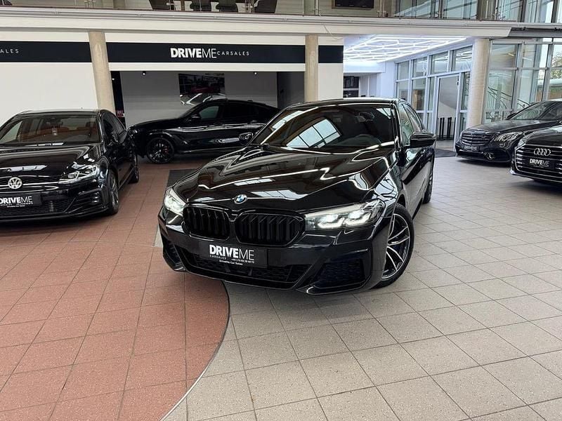 Schwarz Gebraucht 2021 BMW 530 M Sport Limousine | 35.999 € (Teuer) - Bild 1/4