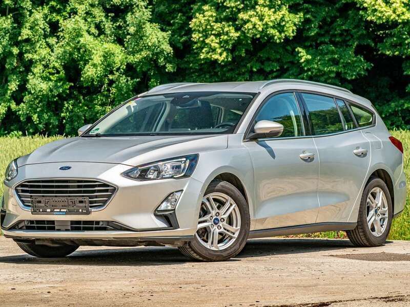 Silber Gebraucht 2021 Ford Focus Kombi | 11.000 € (Etwas zu teuer) - Bild 1/4