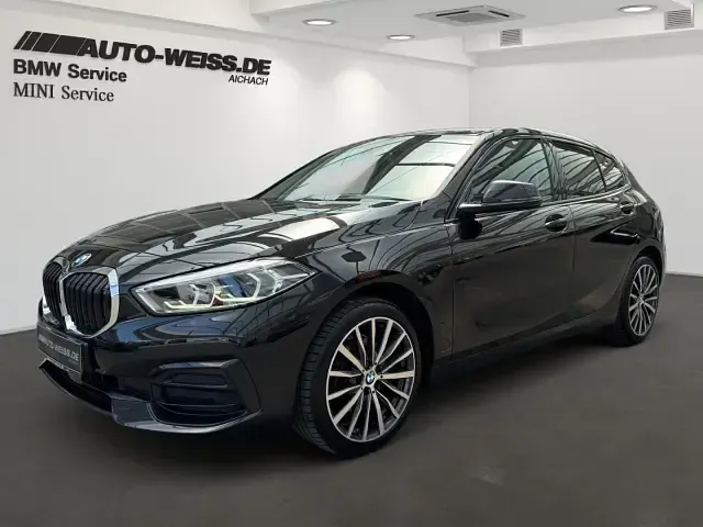 Gebraucht BMW 118 Sport Line 136 PS (100 kW) 2022 Limousine