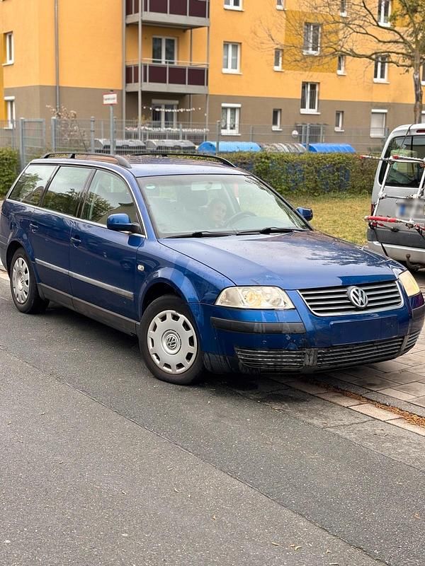 Gebraucht VW Passat 115 PS (84 kW) 2005 Blau Kombi
