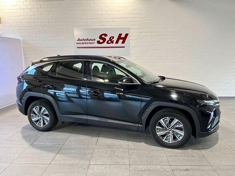 Second-hand Hyundai Tucson Select 150 CP (110 kW) 2021 Negru SUV
