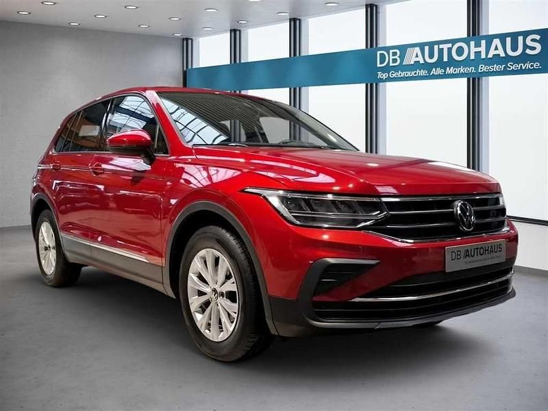 Gebraucht VW Tiguan 150 PS (110 kW) 2023 Kings red metallic SUV