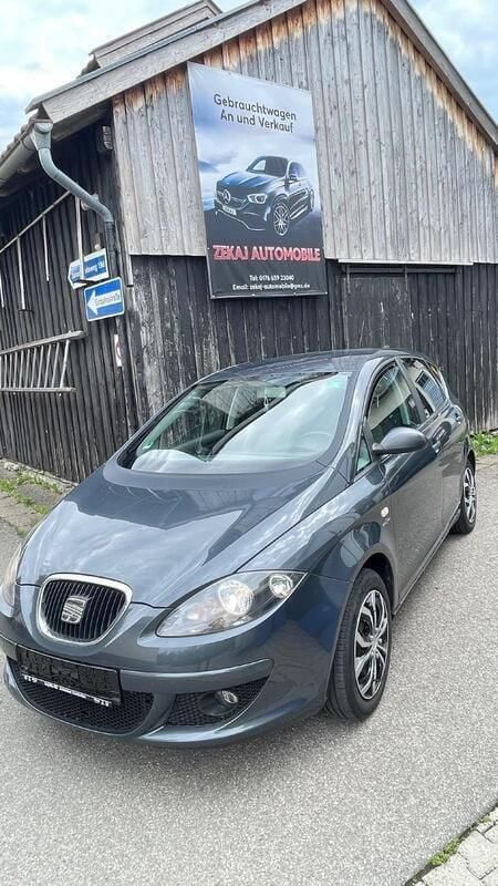 Grau Gebraucht 2006 Seat Altea Van / Kleinbus | 2.150 € (Guter Preis) - Bild 1/4