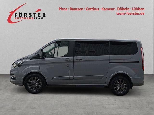 Gebraucht Ford Tourneo Titanium 131 PS (96 kW) 2022 Grau Van / Kleinbus