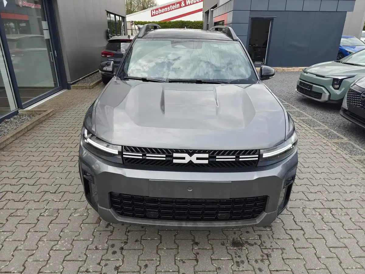 Neu Dacia Bigster Journey 156 PS (114 kW) 2026 Shiste grau / dach schwarz SUV