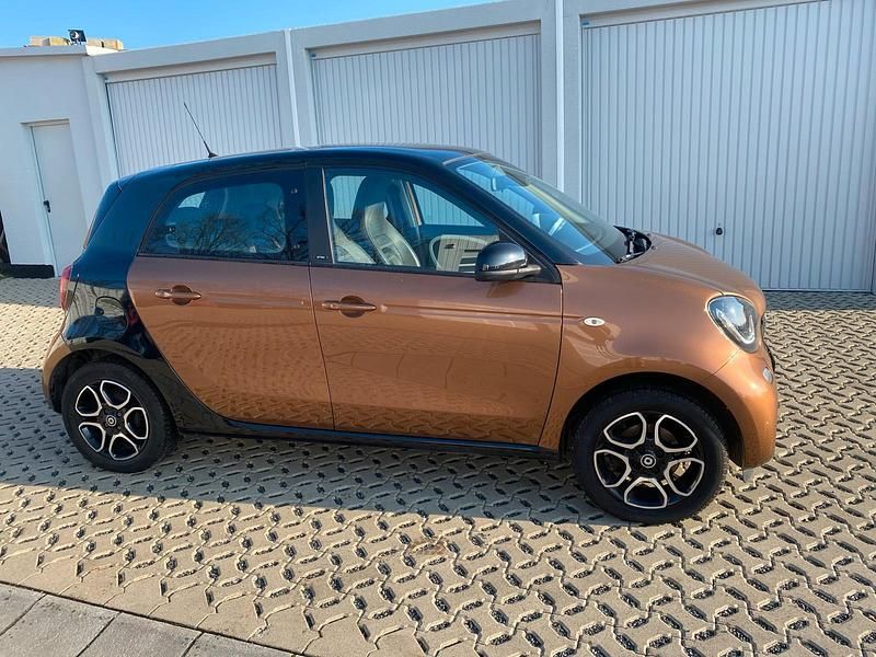 Gebraucht Smart ForFour Prime 72 PS (52 kW) 2014 Braun Kleinwagen