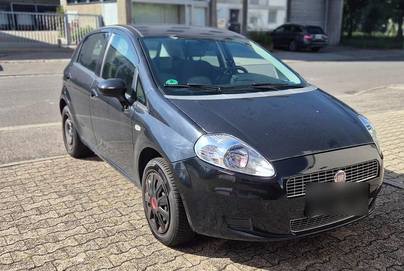 Schwarz Gebraucht 2009 Fiat Grande Punto Kleinwagen | 2.550 € (Etwas zu teuer) - Bild 1/4