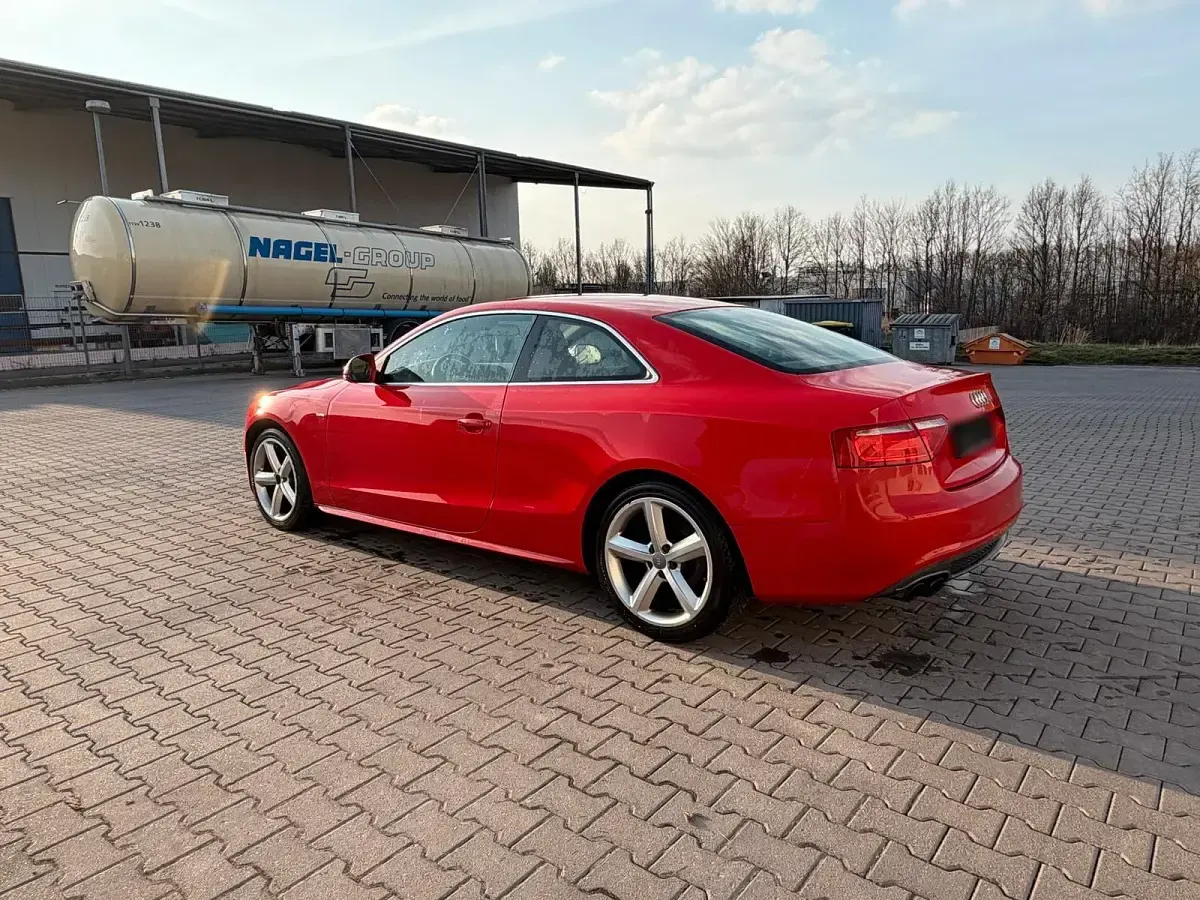 Gebraucht Audi A5 S-Line 179 PS (131 kW) 2009 Rot Coupé