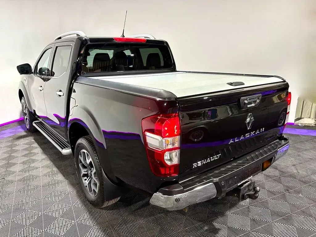 Gebraucht Renault Alaskan Intens 190 PS (139 kW) 2018 Schwarz Pickup