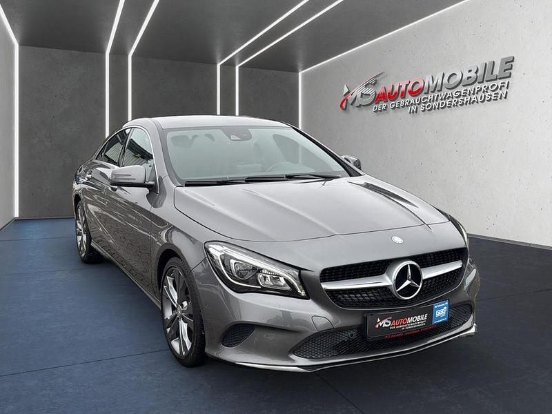Gebraucht Mercedes CLA200 Urban 156 PS (114 kW) 2016 Grau Limousine