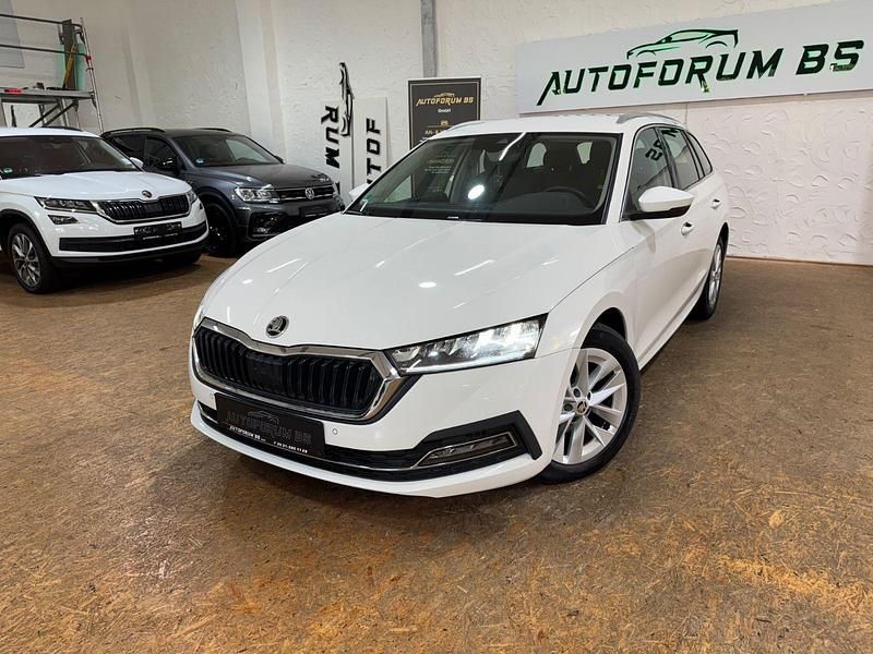 Weiß Gebraucht 2021 Skoda Octavia First Edition Kombi | 20.990 € (Guter Preis) - Bild 1/4