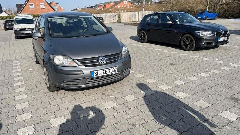 Gebraucht VW Golf Plus Cross Comfortline 75 PS (55 kW) 2005 Silber Van / Kleinbus