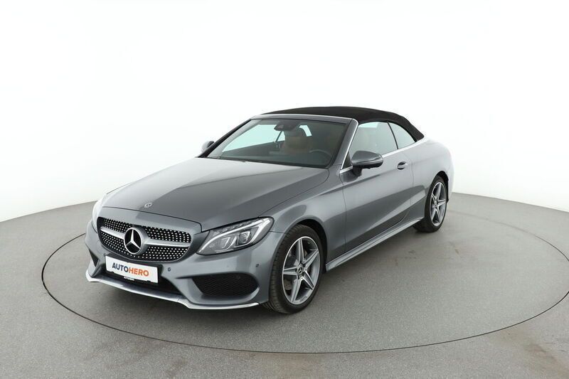 Grau Gebraucht 2017 Mercedes C200 AMG line Cabrio | 29.320 € (Fairer Preis) - Bild 1/4