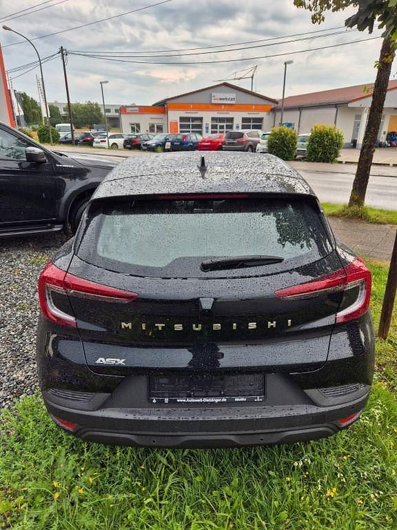 Neu Mitsubishi ASX Basis 91 PS (66 kW) 2025 Schwarz SUV