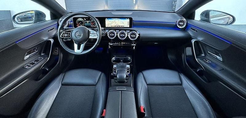 Gebraucht Mercedes CLA220 190 PS (139 kW) 2019 Denimblau Limousine