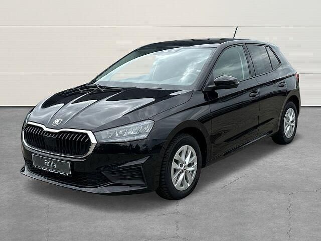 Gebraucht Skoda Fabia Ambition 95 PS (69 kW) 2023 Schwarzmagic perleffekt Kleinwagen