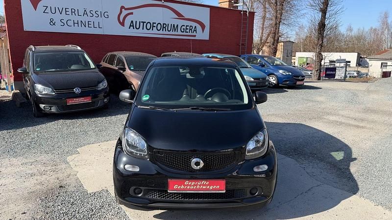 Gebraucht Smart ForFour 71 PS (52 kW) 2017 Schwarz Kleinwagen