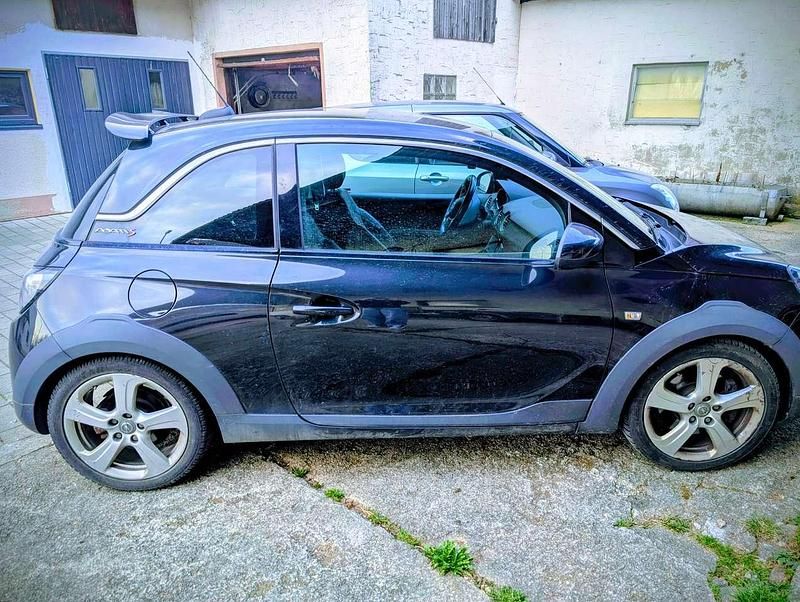Gebraucht Opel Adam S 150 PS (110 kW) 2015 Schwarz Kleinwagen