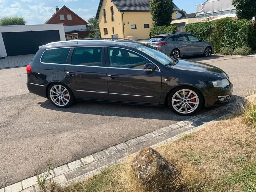 Gebraucht VW Passat 250 PS (183 kW) 2007 Braun Kombi