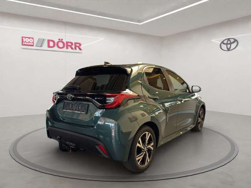 Neu Toyota Yaris Hybrid 116 PS (85 kW) 2025 Everest green metallic Kleinwagen