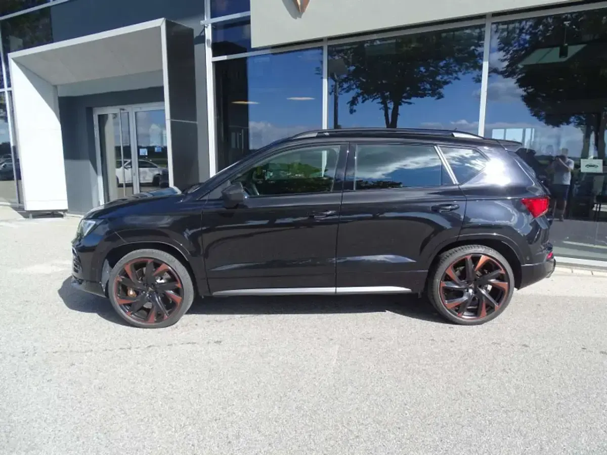 Gebraucht Cupra Ateca VZ 300 PS (220 kW) 2024 Magic schwarz (metallic) SUV