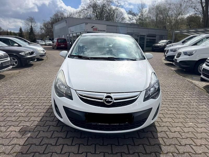 Gebraucht Opel Corsa Selection 69 PS (50 kW) 2013 Weiß Kleinwagen