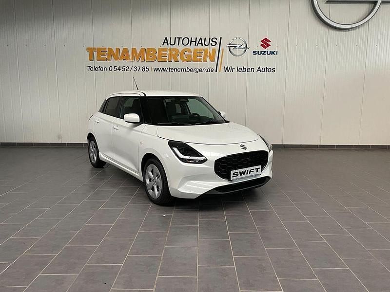 Gebraucht Suzuki Swift Comfort+ 83 PS (61 kW) 2024 Beige Kleinwagen