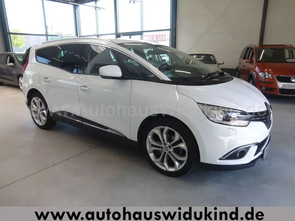 Gebraucht Renault Grand Scénic IV Experience 116 PS (85 kW) 2017 Weiß Van / Kleinbus