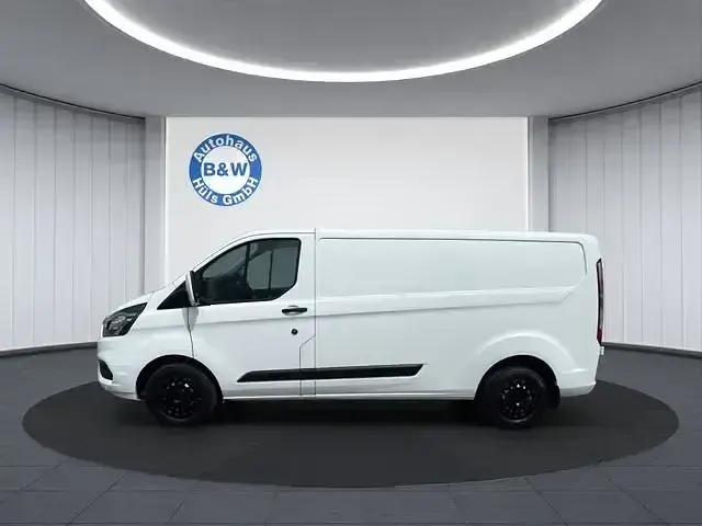 Gebraucht Ford Transit Custom Trend 131 PS (96 kW) 2020 Weiß Van / Kleinbus