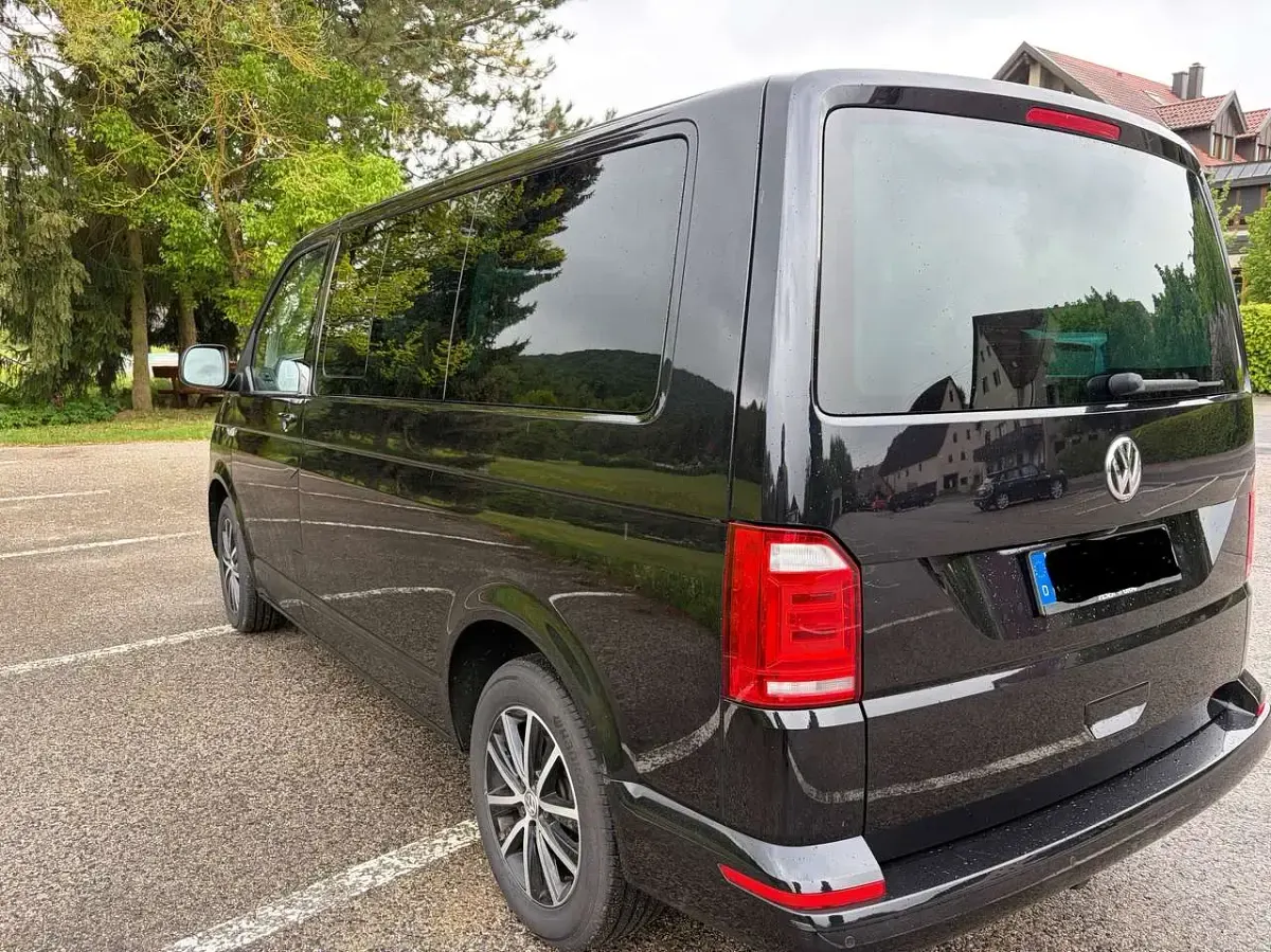 Gebraucht VW Multivan Comfortline 204 PS (150 kW) 2018 Schwarz Van / Kleinbus