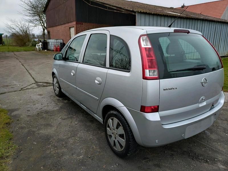 Gebraucht Opel Meriva 90 PS (66 kW) 2005 Silber Van / Kleinbus