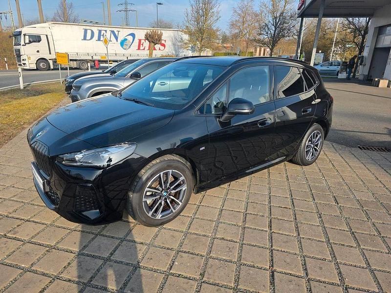 Gebraucht BMW 223 Active Tourer M Sport 218 PS (160 kW) 2022 Black sapphire metallic Van / Kleinbus