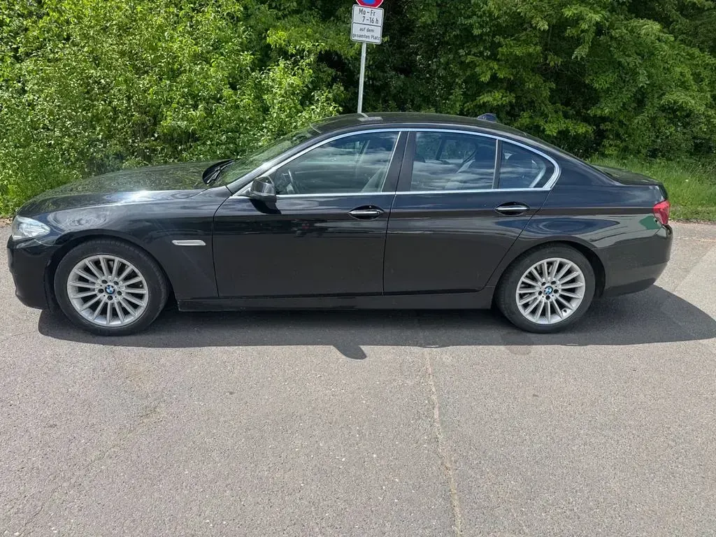 Gebraucht BMW 520 Performance 190 PS (139 kW) 2015 Schwarz Limousine