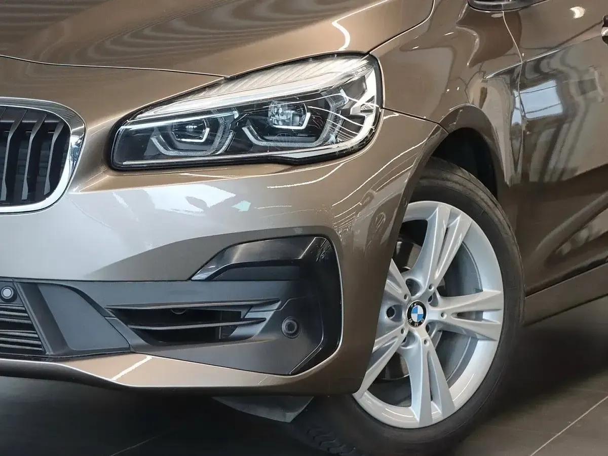 Gebraucht BMW 218 Active Tourer Advantage 140 PS (102 kW) 2019 Jucarobeige Van / Kleinbus