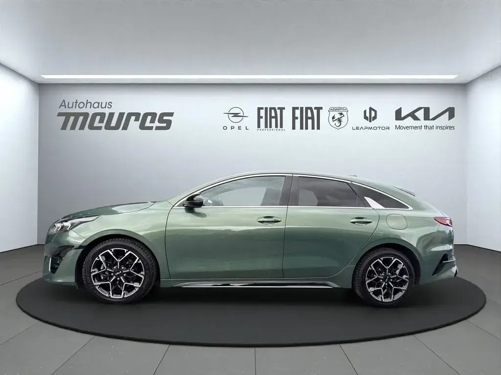 Gebraucht Kia ProCeed GT GT-Line 140 PS (102 kW) 2025 Grün Kleinwagen
