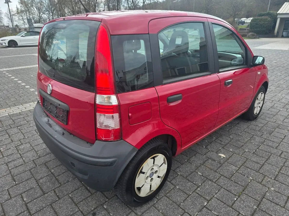 Gebraucht Fiat Panda 54 PS (39 kW) 2009 Rot Kleinwagen