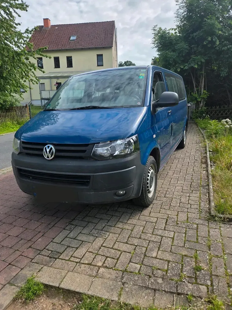 Gebraucht VW Caravelle 103 PS (75 kW) 2010 Blau Van