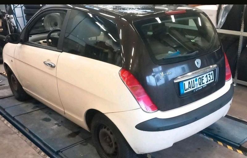 Gebraucht Lancia Ypsilon 60 PS (44 kW) 2004 Beige Kleinwagen
