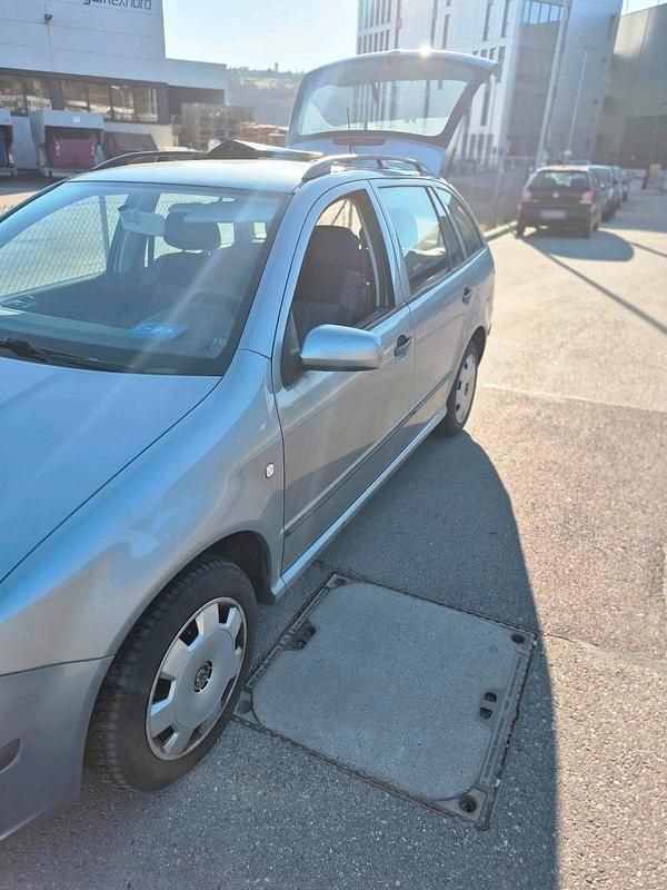 Gebraucht Skoda Fabia 75 PS (55 kW) 2005 Grau Kombi