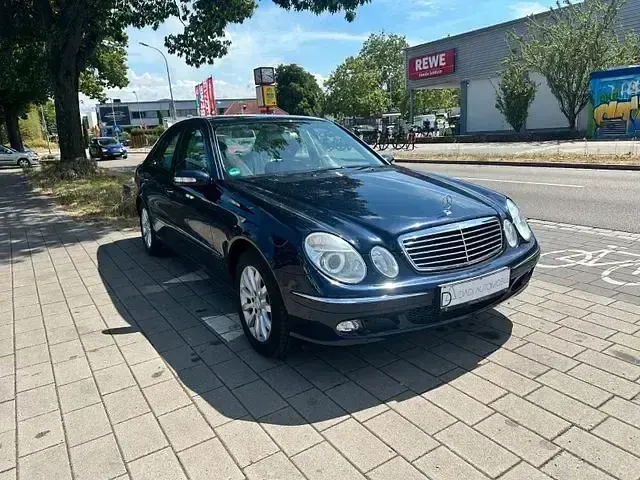 Gebraucht Mercedes E350 Elegance 272 PS (200 kW) 2006 Blau Limousine