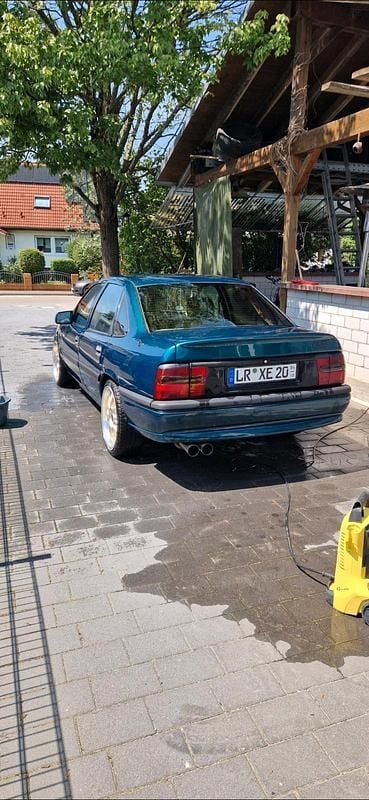 Gebraucht 2025 Opel Vectra Limousine | 3.800 € - Bild 1/4