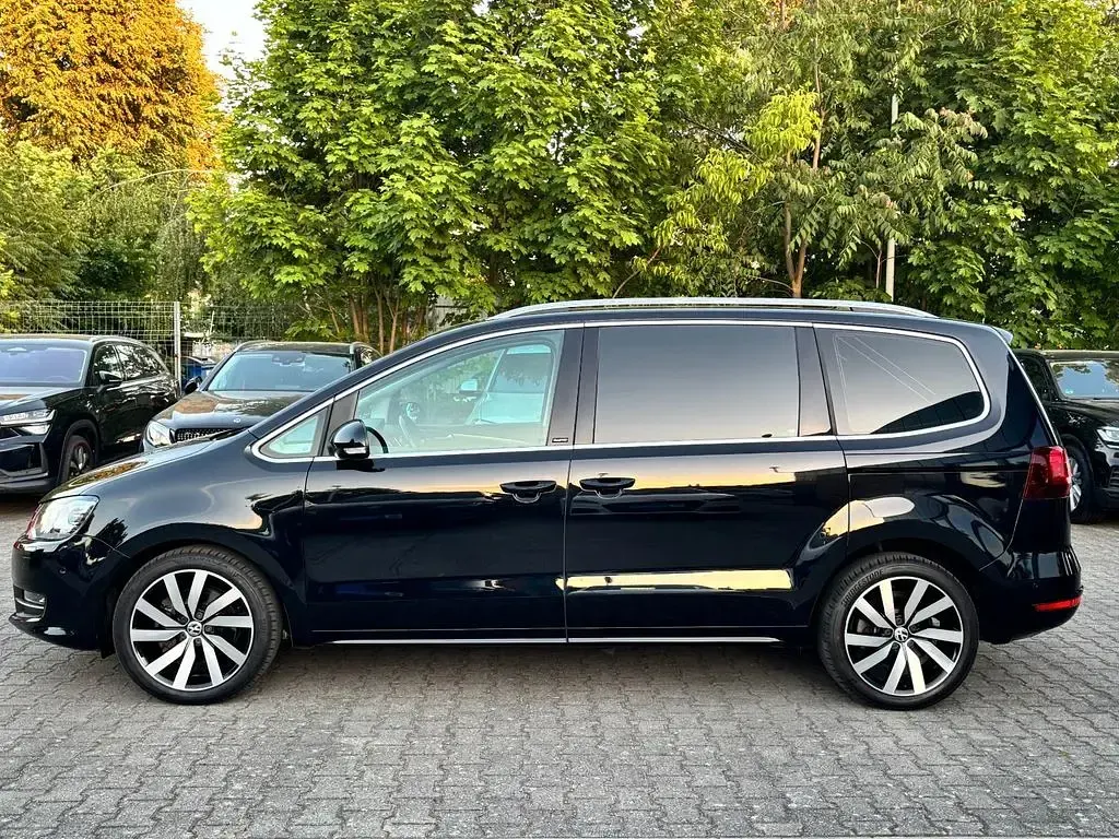 Gebraucht VW Sharan Allstar 150 PS (110 kW) 2016 Deep black perleffekt Van / Kleinbus