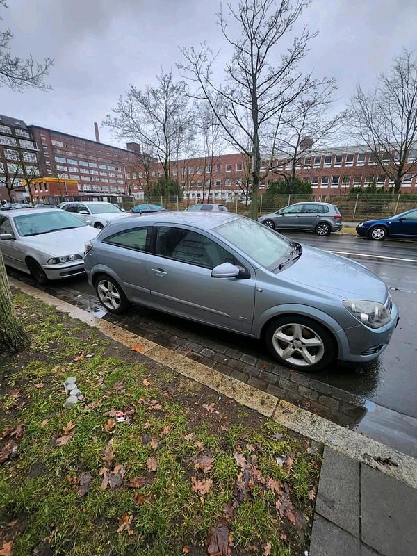 Gebraucht Opel Astra 200 PS (147 kW) 2005 Silber Kleinwagen