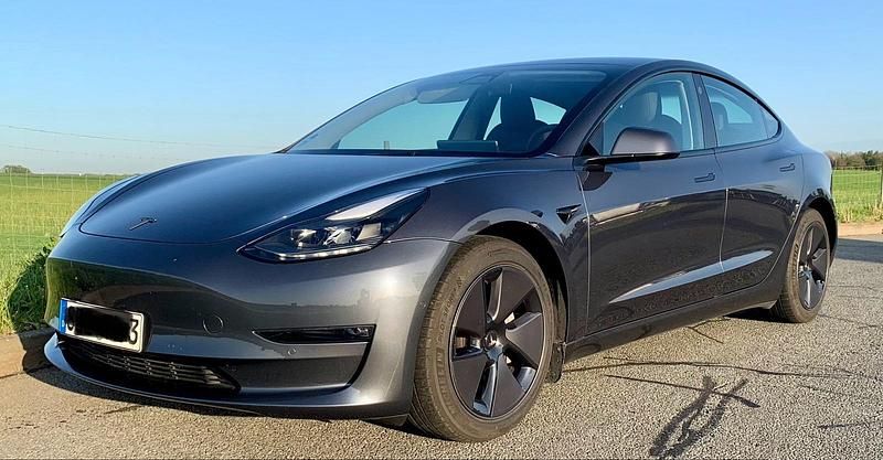 Gebraucht Tesla Model 3 366 kW (498 PS) 2022 Grau Limousine