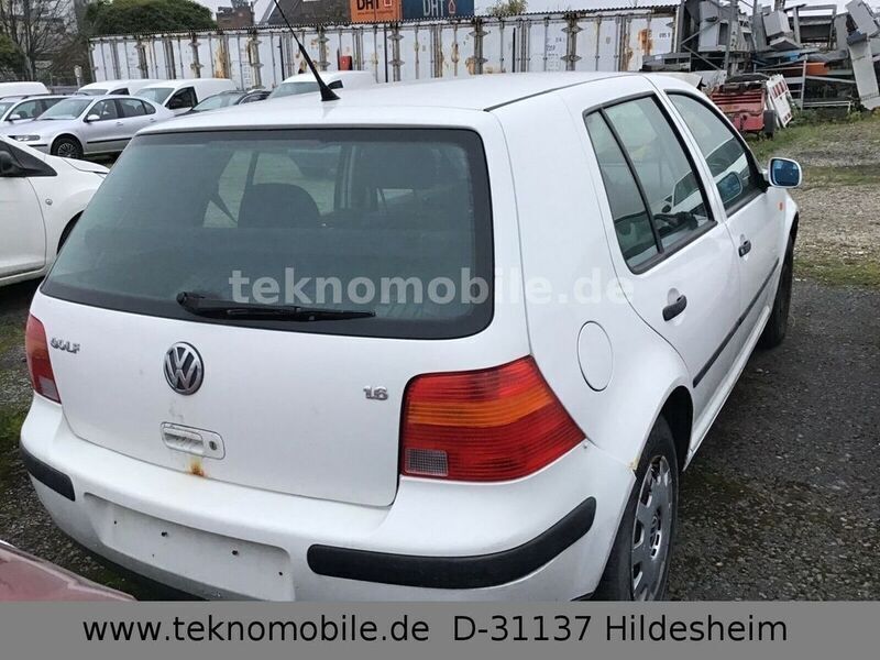 Gebraucht VW Golf IV 101 PS (74 kW) 1998 Weiß Limousine