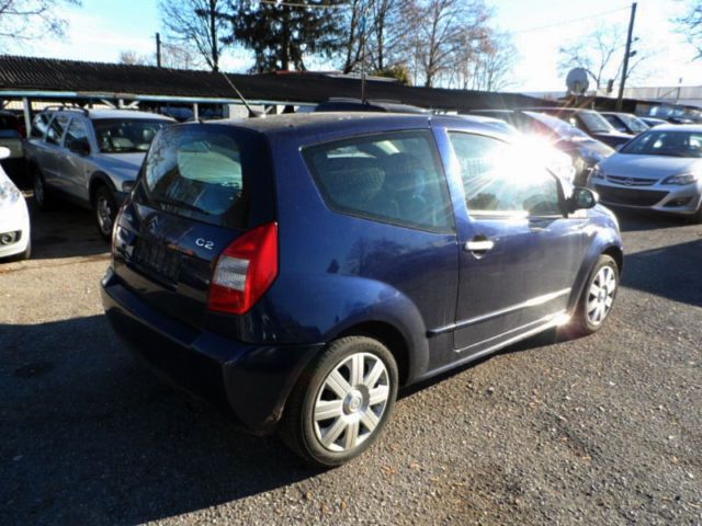 Gebraucht Citroën C2 73 PS (53 kW) 2005 Blau metallic Kleinwagen