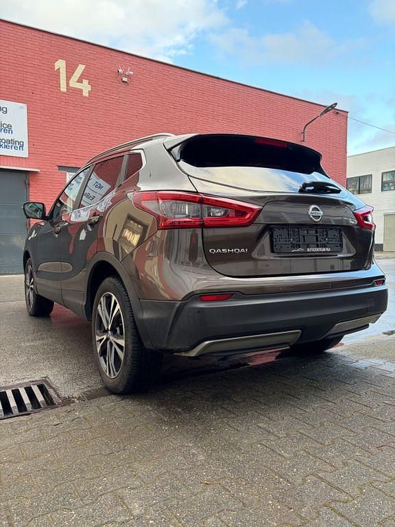 Gebraucht Nissan Qashqai 116 PS (85 kW) 2018 Braun SUV