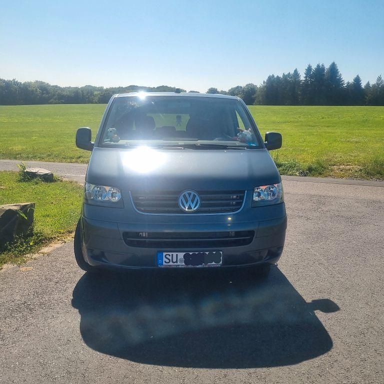 Grau Gebraucht 2004 VW T5 Van | 10.500 € - Bild 1/4